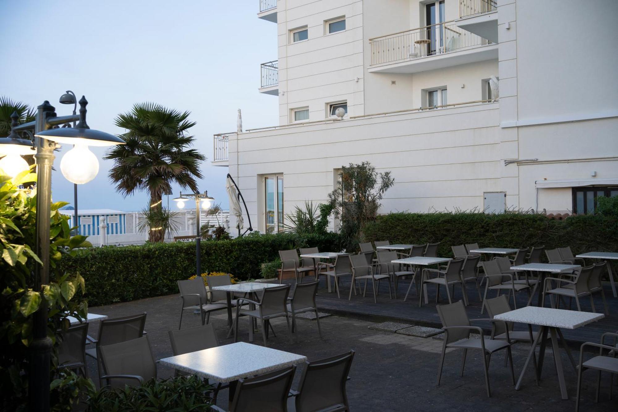 Hotel Mondial Bellaria-Igea Marina Luaran gambar